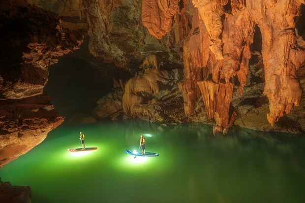 Cảnh đẹp siêu thực như thế giới khác trong hang động mới ở Quảng Bình - Ảnh 7.
