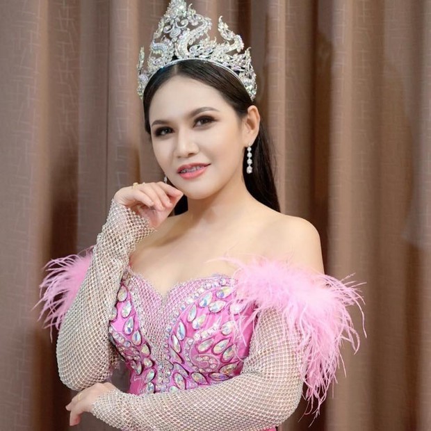 Nữ ca sĩ Thái Lan đột ngột qua đời ở tuổi 30 vì rơi xuống bể bơi sâu 2m - Ảnh 2.