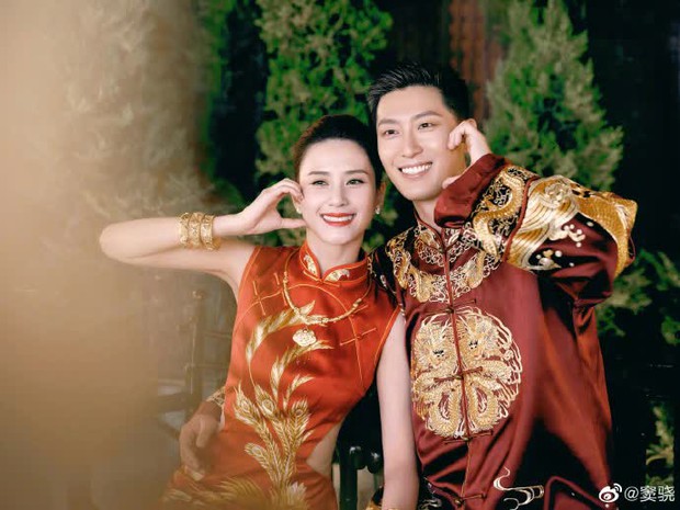 Toàn cảnh đám cưới 150 tỷ của tài tử hạng A - ái nữ trùm sòng bạc: Xa hoa nhưng gia đình suýt không dự, vắng bóng dàn khách mời showbiz - Ảnh 3. Toàn cảnh đám cưới 150 tỷ của tài tử hạng A - ái nữ trùm sòng bạc: Xa hoa nhưng gia đình suýt không dự, vắng bóng dàn khách mời showbiz - Ảnh 3.