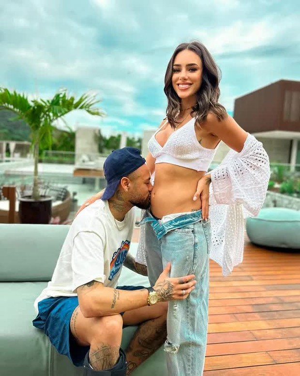 The beauty of the model has just announced the good news with superstar Neymar: Hot, hiccup, is the 4th person but has special priority - Photo 1.