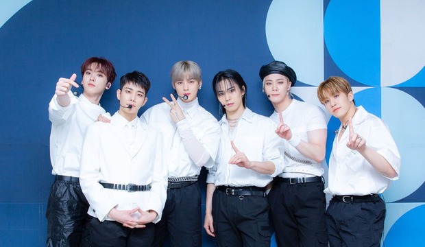Cha Eun Woo vội vàng bay về Hàn Quốc, ASTRO sốc nặng khi Moonbin qua đời - Ảnh 2. Cha Eun Woo vội vàng bay về Hàn Quốc, ASTRO sốc nặng khi Moonbin qua đời - Ảnh 2.