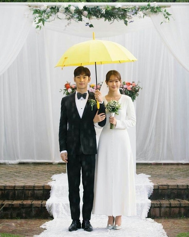 Những bộ váy cưới đẹp nhất mọi thời đại trong phim Hàn Quốc - Ảnh 6.