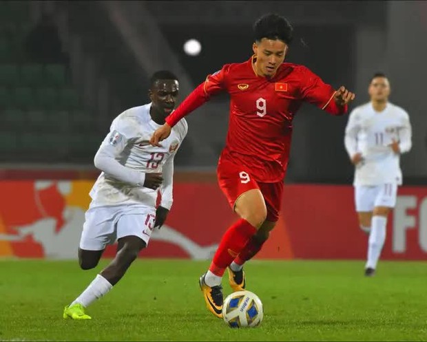 Hàng công cực chiến của U22 Việt Nam dự SEA Games 32: Có vua giải trẻ và người kế thừa Quang Hải - Ảnh 7. Hàng công cực chiến của U22 Việt Nam dự SEA Games 32: Có vua giải trẻ và người kế thừa Quang Hải - Ảnh 7.