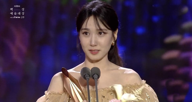 Song Hye Kyo xuất sắc giành giải nữ chính tại Baeksang 2023 nhưng vẫn bị Park Eun Bin vượt mặt ở hạng mục cao quý nhất - Ảnh 3.