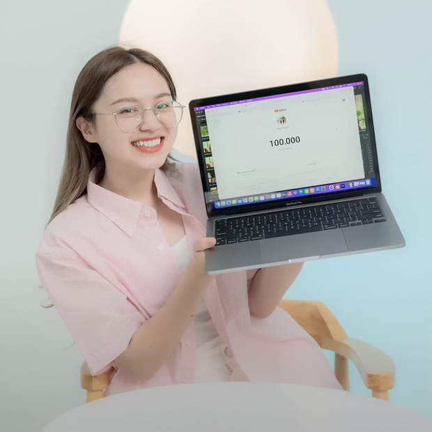 Profile xịn xò của Đặng Thu Hà - idol giới trẻ dính tin đồn hẹn hò streamer Nhism: BTV VTV, cử nhân bằng giỏi NEU, sở hữu 2,4 triệu followers - Ảnh 9.