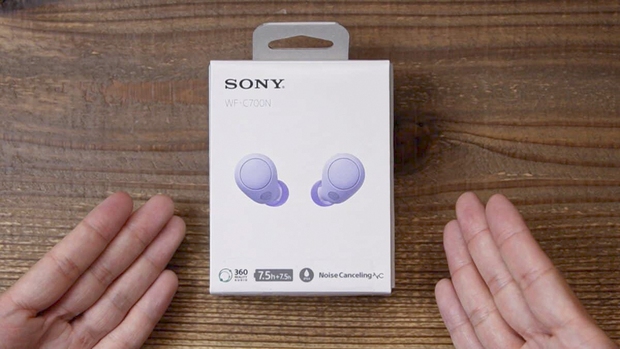 Trên tai Sony WF-C700N: Ngoại hình nhỏ nhắn, có gì đặc biệt để cân AirPods? - Ảnh 1.