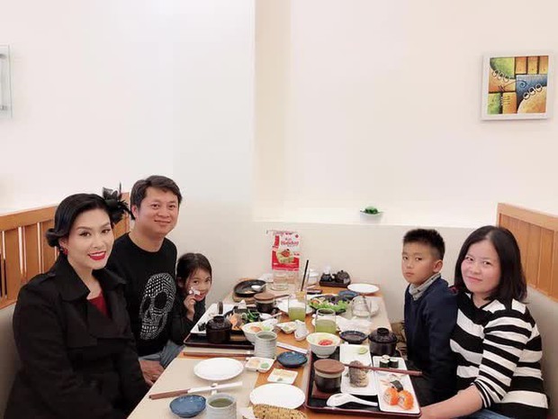 Cuộc sống hiện tại của Nguyễn Thành Vinh - Tiến sĩ Việt trẻ nhất được phong hàm PGS năm 39 tuổi: Sự nghiệp thành công, sở hữu cơ ngơi bạc tỷ, vi vu khắp trời Âu - Ảnh 12.