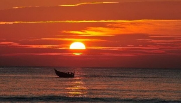 +9 bãi biển đẹp nhất Đà Nẵng, không nên bỏ qua dịp du lịch 30/4 - Ảnh 10.
