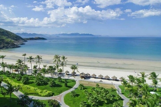+9 bãi biển đẹp nhất Đà Nẵng, không nên bỏ qua dịp du lịch 30/4 - Ảnh 2.