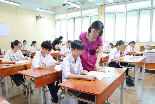 Nắm rõ các quy định, tránh trượt oan khi đăng ký thi vào 10 ở Hà Nội - Ảnh 1.