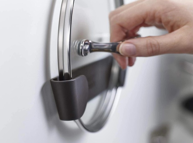 4 dụng cụ lưu trữ nắp nồi tốt nhất giúp nhà gọn tinh tươm - Ảnh 8.