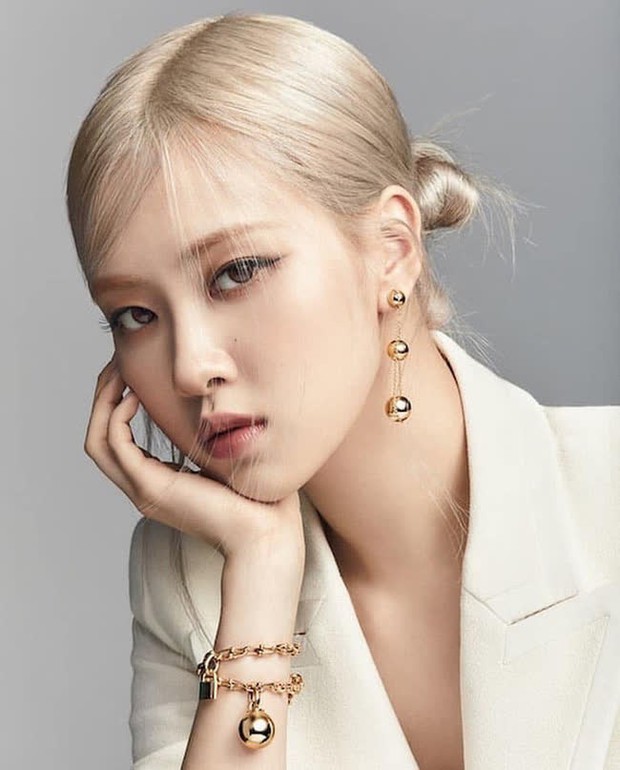 Sóng gió Rosé (BLACKPINK) trước thềm Met Gala 2023: Tránh đi theo cương vị đại sứ của “ông lớn” này vì chủ đề năm nay? - Ảnh 5.