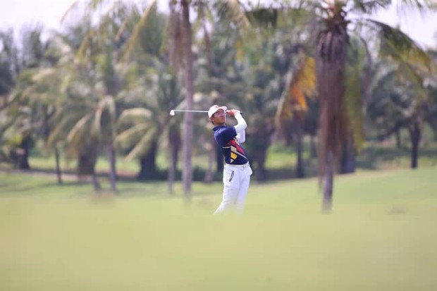 VĐV 15 tuổi Lê Khánh Hưng thi đấu xuất sắc, giành HCV SEA Games lịch sử cho golf Việt Nam - Ảnh 3. VĐV 15 tuổi Lê Khánh Hưng thi đấu xuất sắc, giành HCV SEA Games lịch sử cho golf Việt Nam - Ảnh 3.