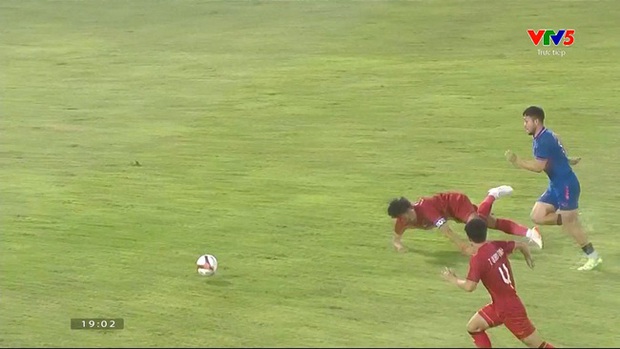 U22 Việt Nam thất bại trước U22 Thái Lan vì sai lầm của Lương Duy Cương