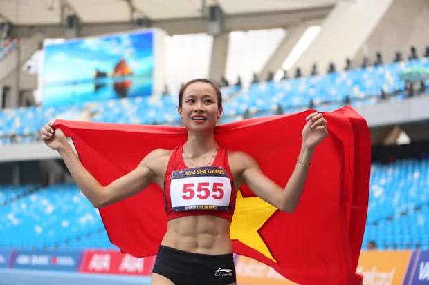Ngắm chân trầy xước của Hotgirl 6 múi vô địch điền kinh SEA Games 32
