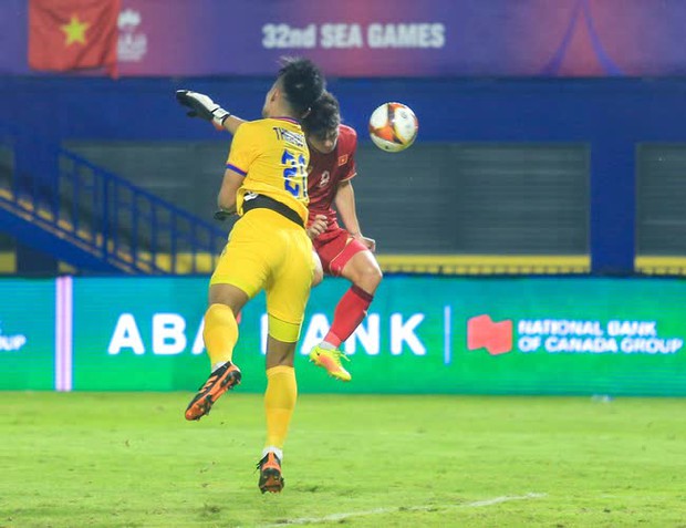 U22 Việt Nam vs U22 Thái Lan: Khuất Văn Khang tiếc nuối bỏ lỡ cơ hội ghi bàn