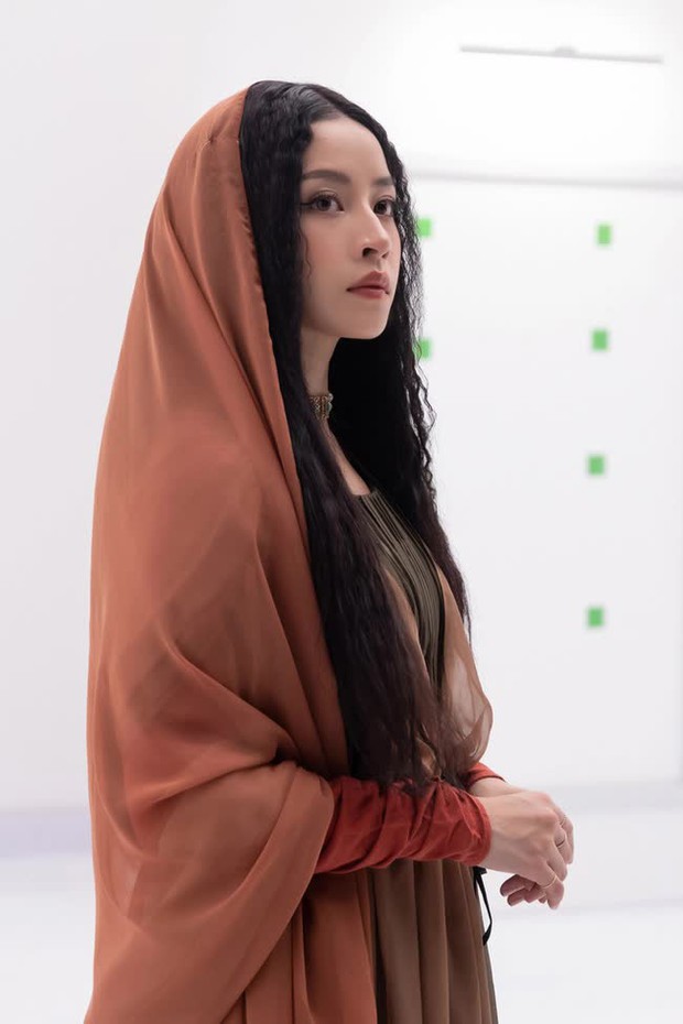 Sao nữ Vbiz bị gắn mác Miss Flop 2022 nhưng bất ngờ bứt phá thành công