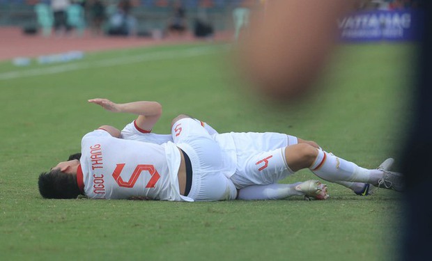 U22 Việt Nam vô địch SEA Games 32 nhờ bàn phản lưới của U22 Indonesia