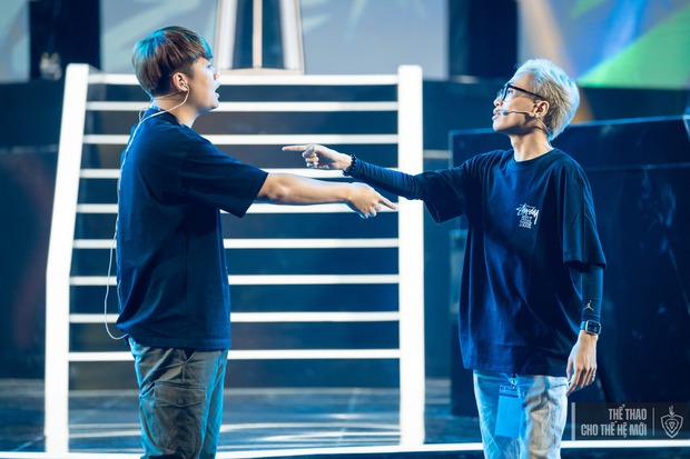 Duy Thẩm - Từ reviewer công nghệ đến game thủ Esports trên sân khấu Chung kết Liên Quân Mobile