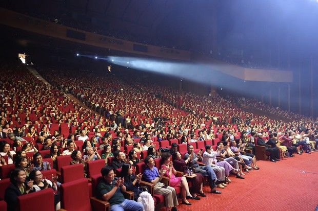 Nhạc sĩ Trần Tiến và ca sĩ đình đám khuấy động đêm nhạc 50 năm sáng tác