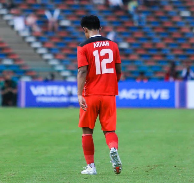 Pratama Arhan buồn vì nhận thẻ đỏ, U22 Indonesia vào chung kết SEA Games 32