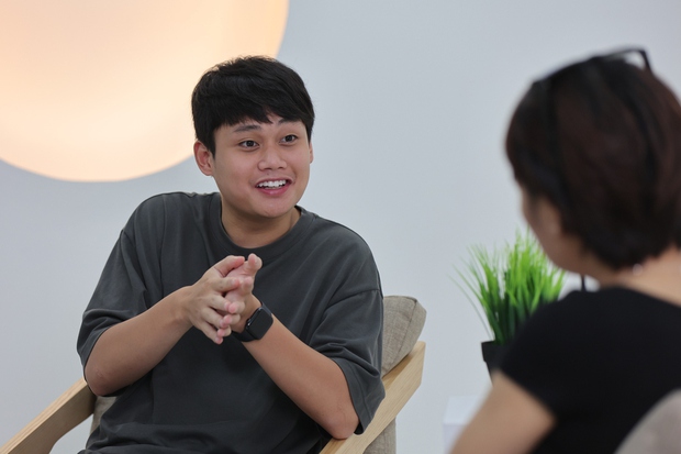 Duy Thẩm - Từ reviewer công nghệ đến game thủ Esports trên sân khấu Chung kết Liên Quân Mobile