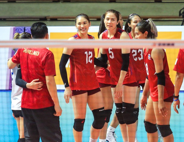 Tiếc nuối đầy xót xa: Cầu thủ bóng chuyền Việt Nam hạnh phúc dù thất bại trong trận chung kết SEA Games 32 với Thái Lan