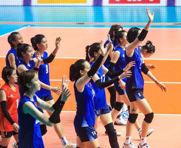Tiếc nuối đầy xót xa: Cầu thủ bóng chuyền Việt Nam hạnh phúc dù thất bại trong trận chung kết SEA Games 32 với Thái Lan