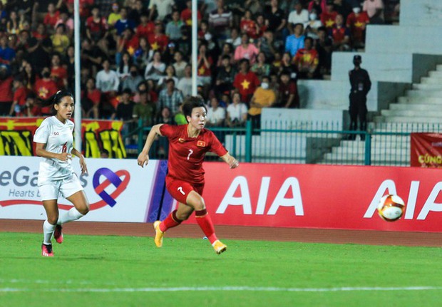 Đội trưởng Huỳnh Như 'nổ súng' ở chung kết SEA Games 32: Cảm xúc như Ronaldo!