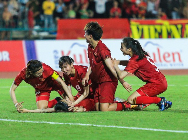 Tuyển nữ Việt Nam lập kỷ lục vô địch SEA Games liên tiếp 4 lần