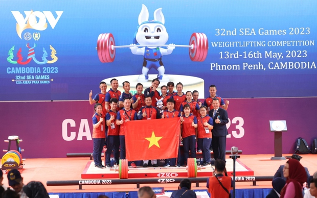 Quốc Toàn lập kỷ lục SEA Games, giành HCV lịch sử cho thể thao Việt Nam