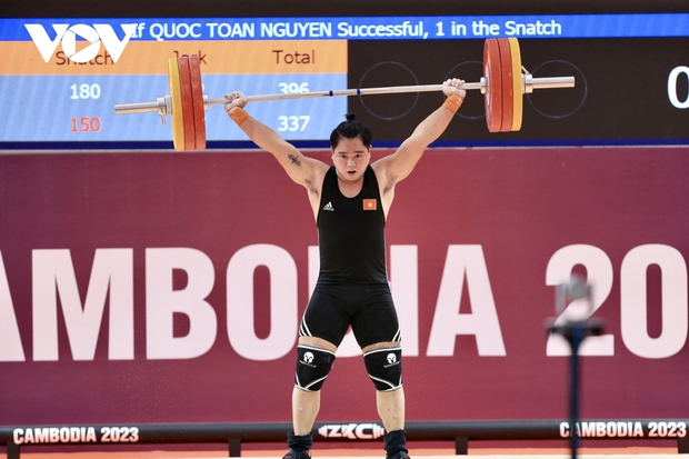 Quốc Toàn lập kỷ lục SEA Games, giành HCV lịch sử cho thể thao Việt Nam