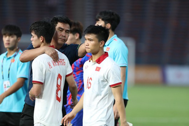 Thất bại của U22 Việt Nam tại SEA Games 32: Ngã rẽ đến thành công