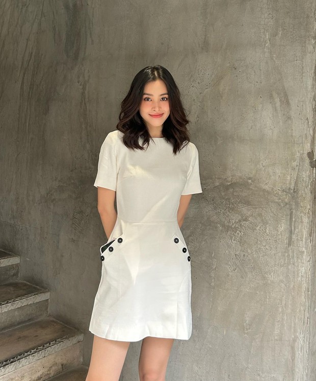 Hoa hậu Tiểu Vy thăng hạng phong cách nhờ chăm diện đồ tối giản - Ảnh 6.