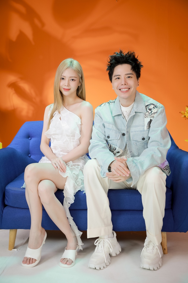Nữ ca sĩ tung MV solo độc quyền sau khi hoãn hợp tác với Trịnh Thăng Bình