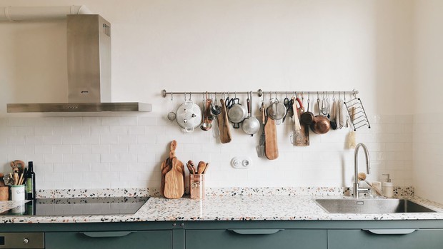 Cách chọn mặt bàn bếp tốt nhất để nấu ăn - Ảnh 2.