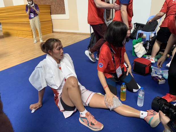 VĐV Việt Nam: Nỗ lực đến trầy da tróc vảy để giành HCV tại SEA Games 32