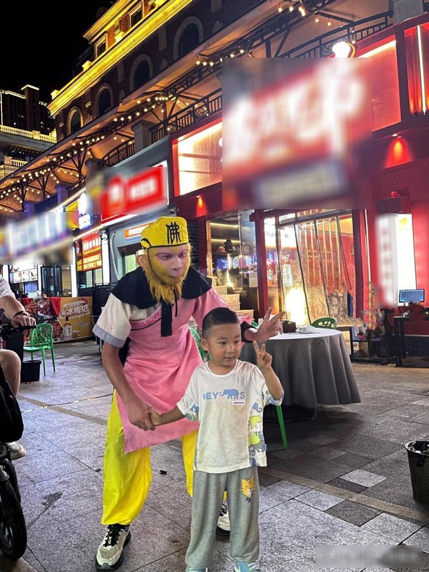 Mở tiệm bánh chỉ bán được 2 cái mỗi ngày, tôi định đóng cửa thì tự cứu mình bằng 1 cách hay: Nay có ngày bán 200 cái, thu tương đương 8 triệu đồng/ngày - Ảnh 3.