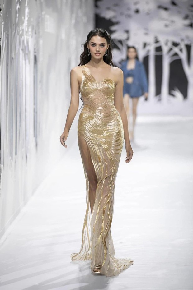 Vợ thủ môn Bùi Tiến Dũng: Tôi muốn đóng góp cho đất nước!