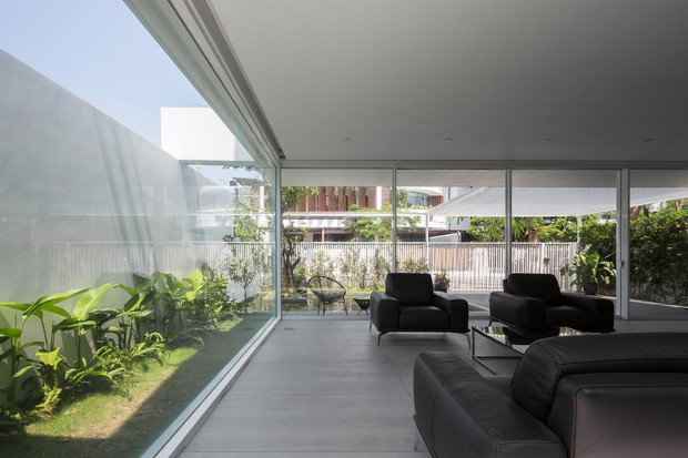 Ngỡ ngàng không gian bên trong biệt thự 2 tầng có mặt tiền đơn giản ở Đà Nẵng - Ảnh 3.