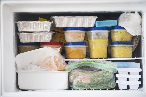 9 sai lầm khi bảo quản thực phẩm trong tủ đông làm tăng nguy cơ ngộ độc - Ảnh 3.