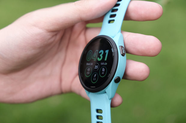 Trên tay Garmin Forerunner 265: Màn hình AMOLED, nhiều chế độ tập luyện từ cơ bản đến nâng cao - Ảnh 5.