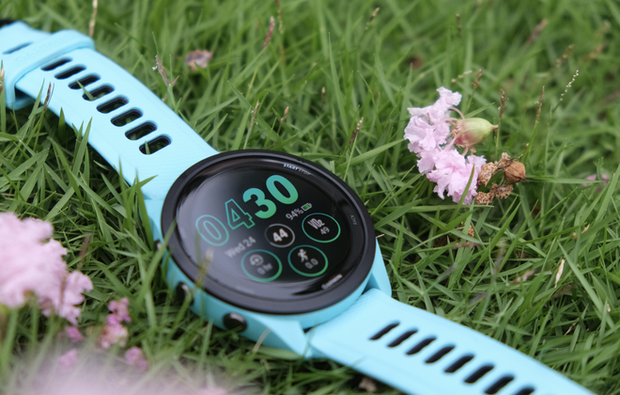 Trên tay Garmin Forerunner 265: Màn hình AMOLED, nhiều chế độ tập luyện từ cơ bản đến nâng cao - Ảnh 1.