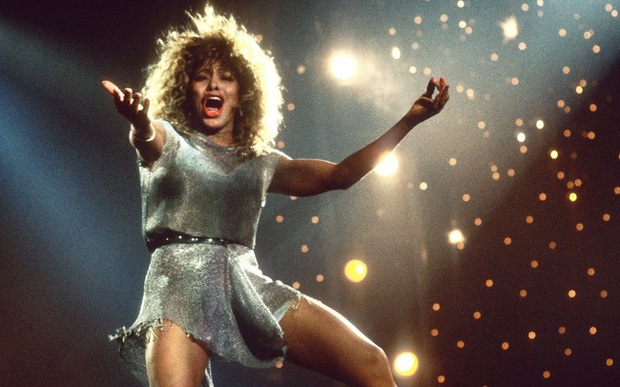 Huyền thoại âm nhạc Tina Turner qua đời ở tuổi 83 - Ảnh 2.