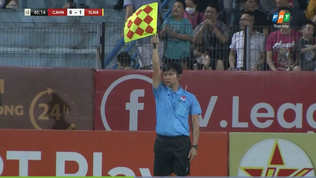 Trưởng ban trọng tài VFF nhận lỗi, trợ lý Nguyễn Thành Sơn đình chỉ: Chi tiết ở đây!