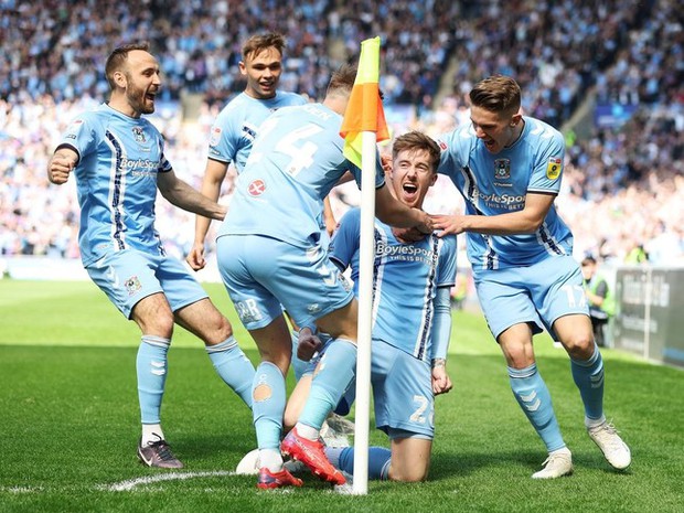 Chặng đường 5 năm huy hoàng của Coventry City: Từ hạng 4 tới cánh cửa Premier League