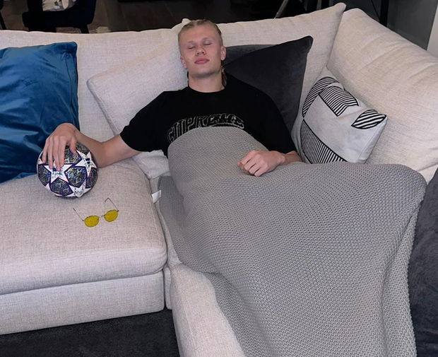 Erling Haaland: Bí quyết thành công giống Ronaldo