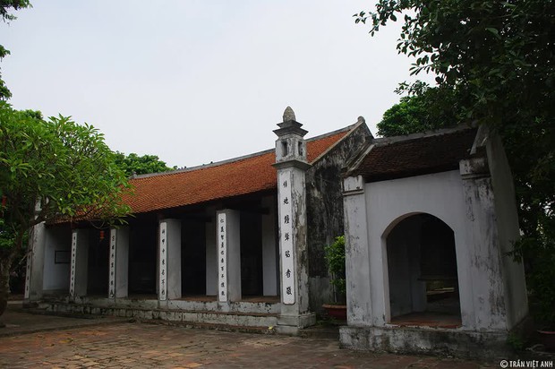 Khách Tây tò mò tìm đến địa điểm trên bức ảnh cổ: Cũng là Văn Miếu nhưng không phải ở Hà Nội - Ảnh 5.