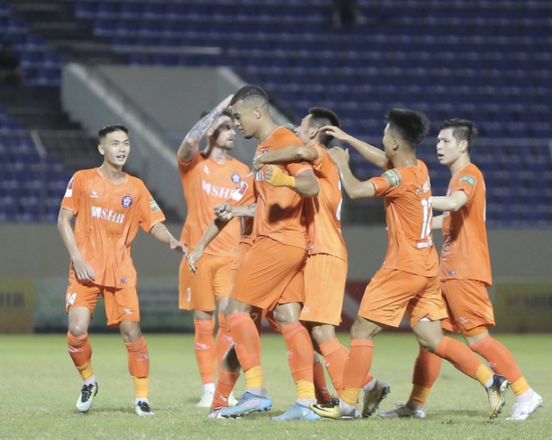 Hà Tĩnh hạ TPHCM, Đà Nẵng cầm hòa: Kết quả VLeague ngày 27/5