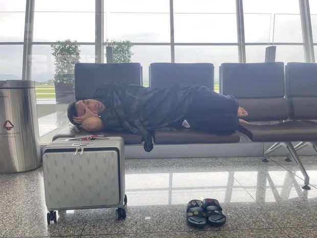 Cùng đi Trung Quốc nhưng lại trái ngược như Chi Pu - PewPew: người check-in sang chảnh, người ăn thịt chấm đường vỉa hè - Ảnh 5. Cùng đi Trung Quốc nhưng lại trái ngược như Chi Pu - PewPew: người check-in sang chảnh, người ăn thịt chấm đường vỉa hè - Ảnh 5.